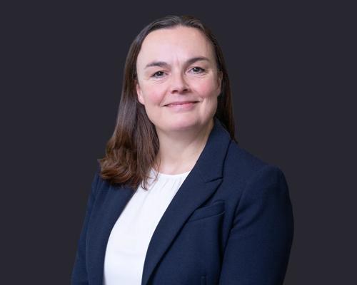 Emma  Capper