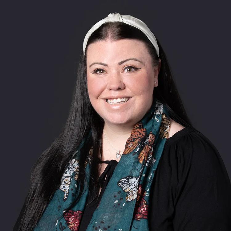 Image of Hayley Rivens