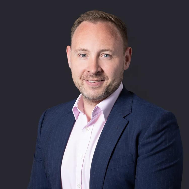 Image of Gareth Davies